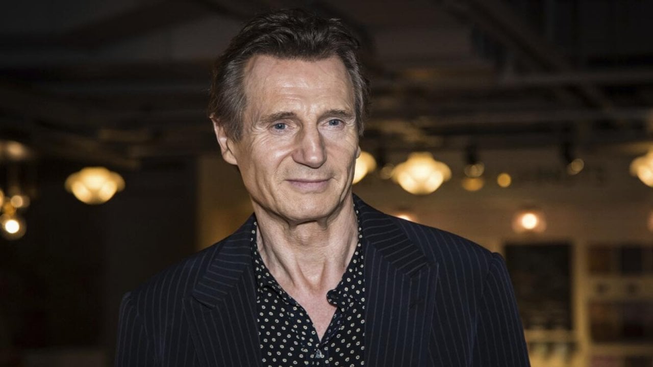 Liam Neeson chiarisce la sua posizione sui vaccini dopo le critiche per Plague of Corruption