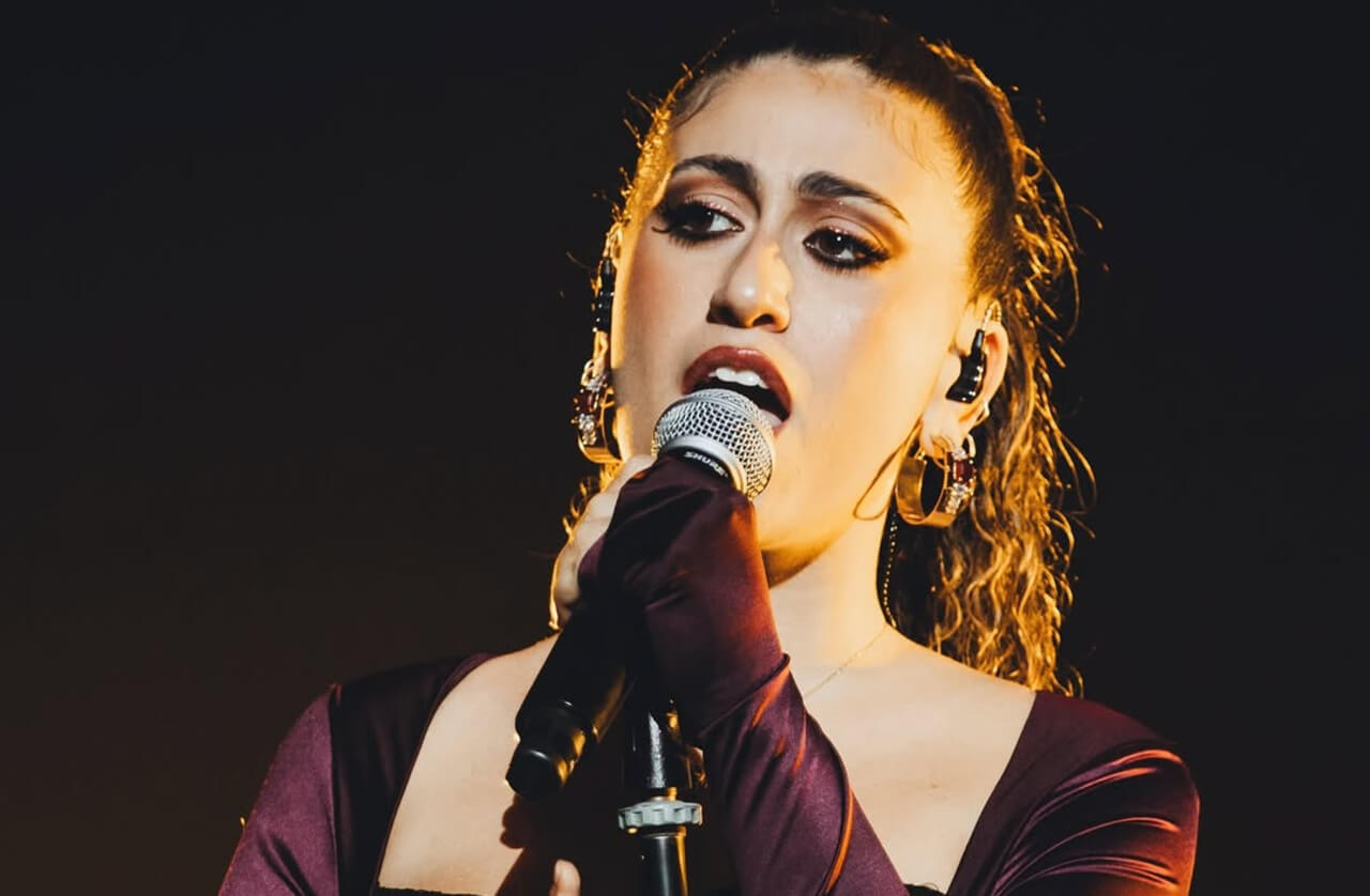 Delia di X Factor 2025: la cantautrice siciliana che incanta con il suo stile unico