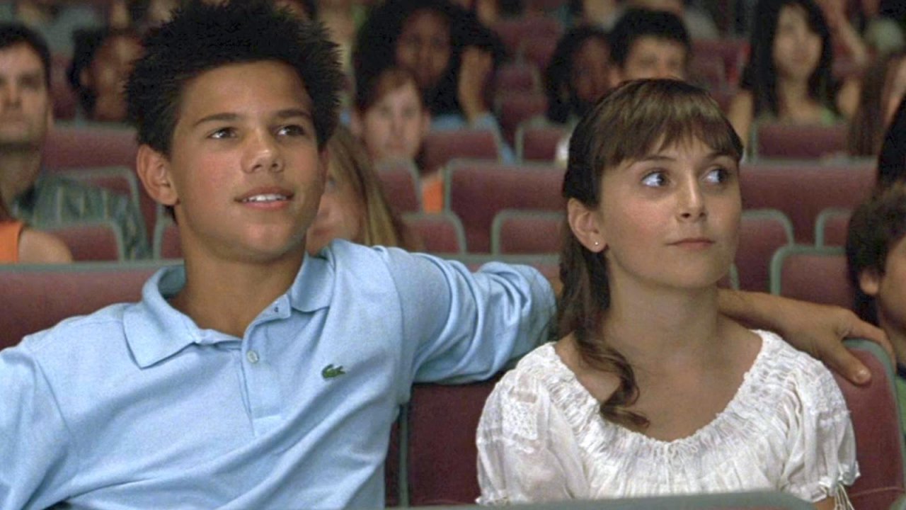 Il ritorno della scatenata dozzina: Alyson Stoner e il suo legame con Taylor Lautner