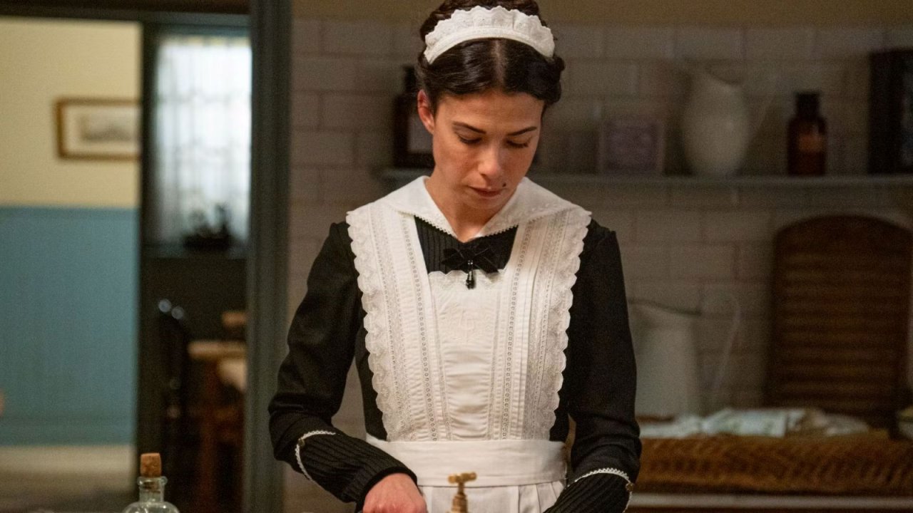 Anticipazioni La Promessa del 25 dicembre: Manuel affronta Teresa e Maria fa ordine nella stanza di Jana