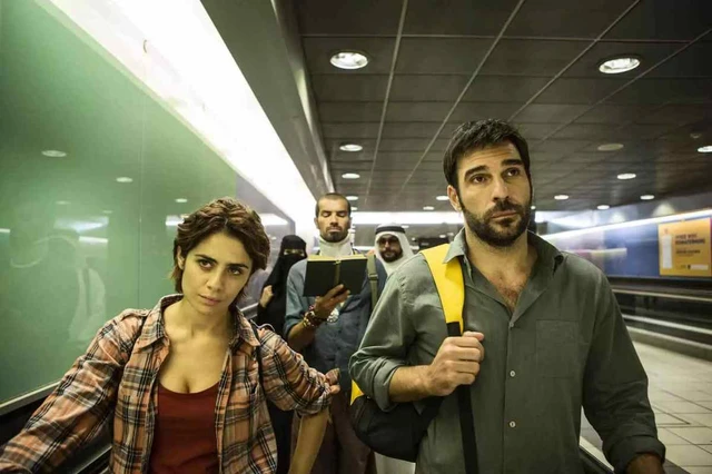 Smetto quando voglio: Un Capolavoro della Commedia Italiana che Continua a Brillare