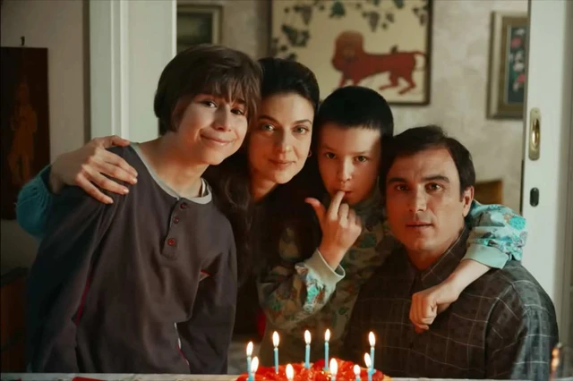 Oscar 2026: L'Italia delusa per l'esclusione di 'Familia' di Francesco Costabile