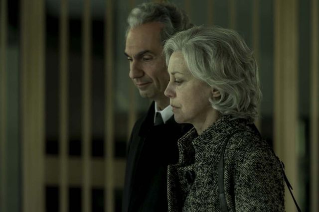 Esterno Notte: La Serie Italiana che Ha Conquistato il New York Times nel 2025