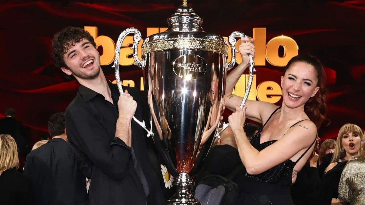 Ascolti TV del Sabato: Trionfi per Ballando con le Stelle e La Ruota della Fortuna