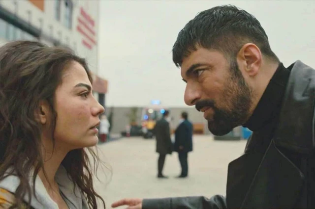 Anticipazioni Io sono Farah: dal 22 al 24 dicembre, Tahir pronto a compiere un gesto estremo