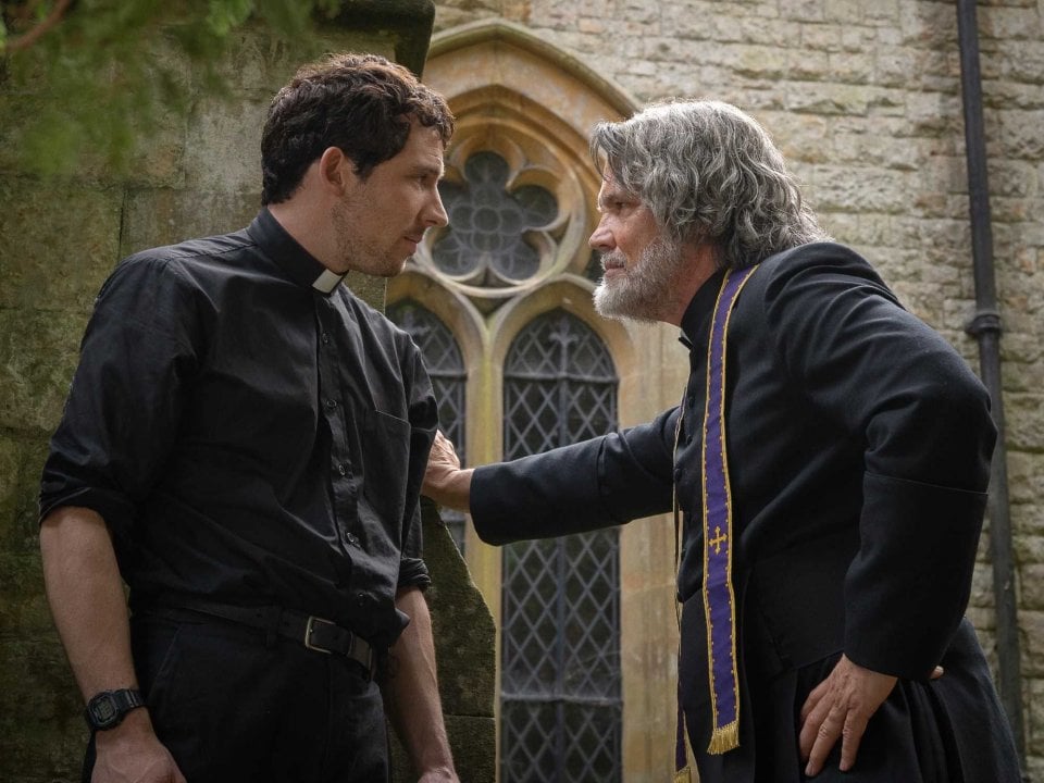 Knives Out 3: L'ansia di Josh O’Connor sul set con Josh Brolin