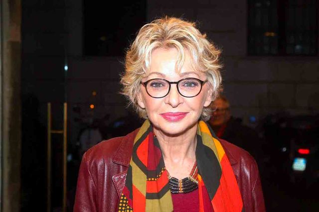 Enrica Bonaccorti a Domenica In: La sua battaglia contro il tumore e il Natale con Mara Venier
