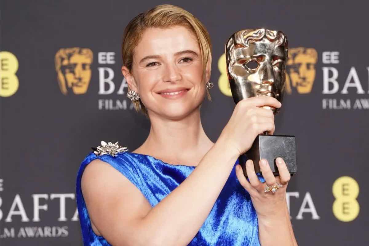 Jessie Buckley: L'Attrice Irlandese che Sta Conquistando Hollywood