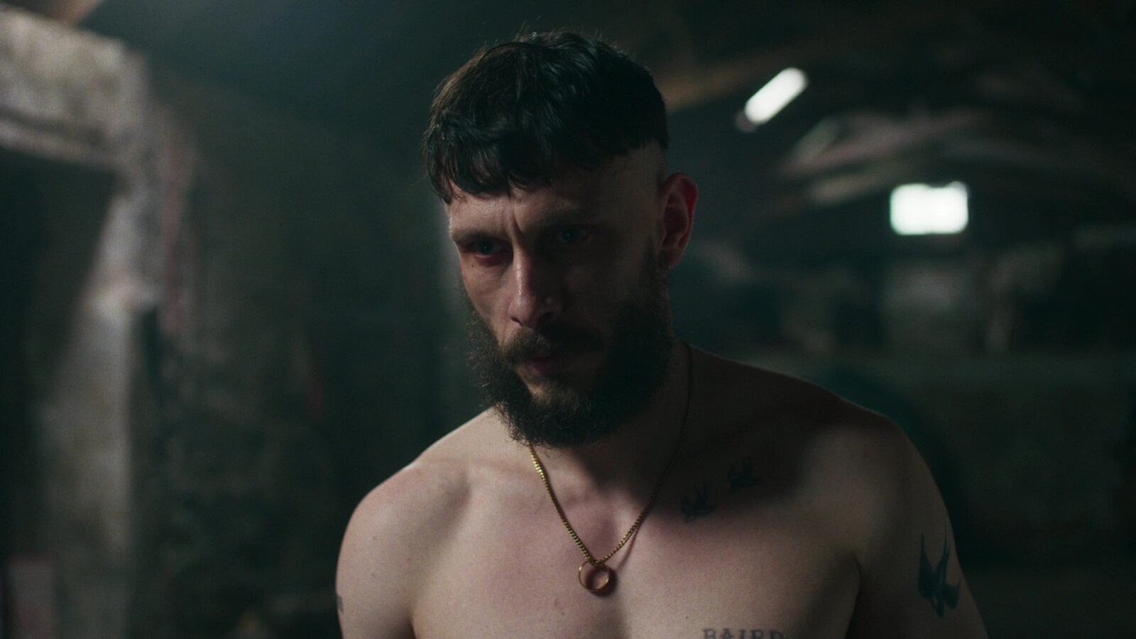 Half Man su HBO MAX: Il Ritorno di Richard Gadd tra Disagio e Relazioni Complesse