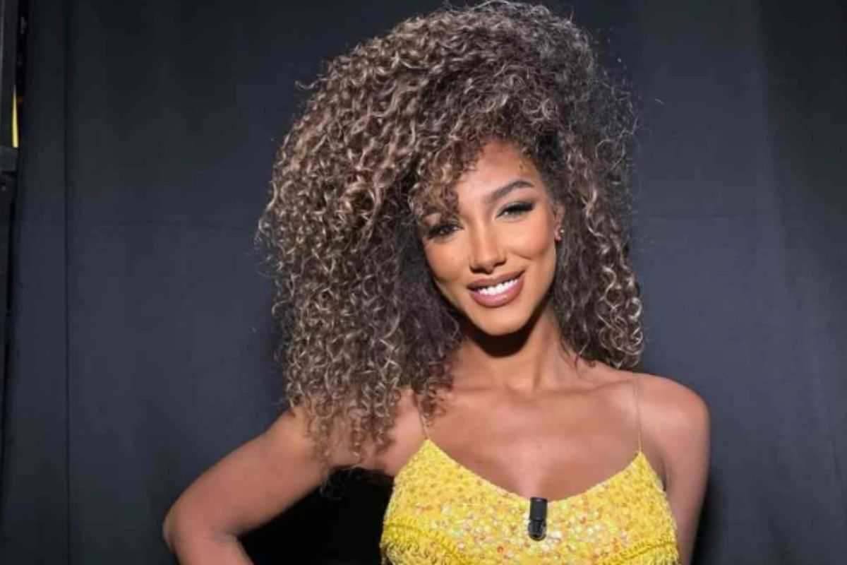 Samira Lui rinvia le nozze: la scelta della co-conduttrice de La Ruota della Fortuna